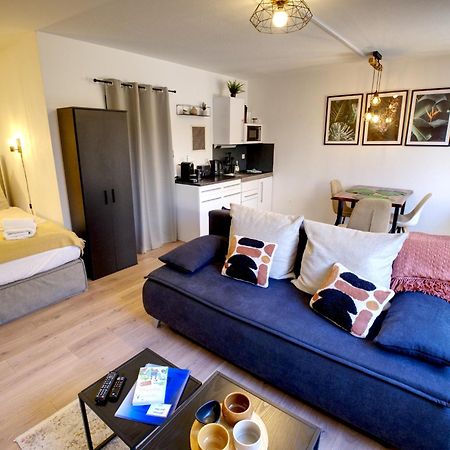 Cozy Jungle Fever - Modernes Apartment Mit Eigenem Parkplatz Magdeburg Zewnętrze zdjęcie