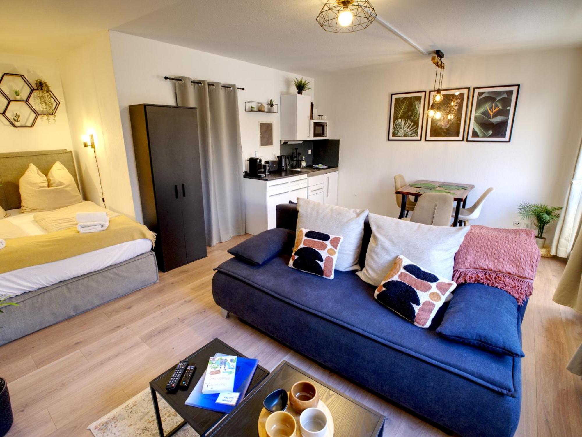 Cozy Jungle Fever - Modernes Apartment Mit Eigenem Parkplatz Magdeburg Zewnętrze zdjęcie